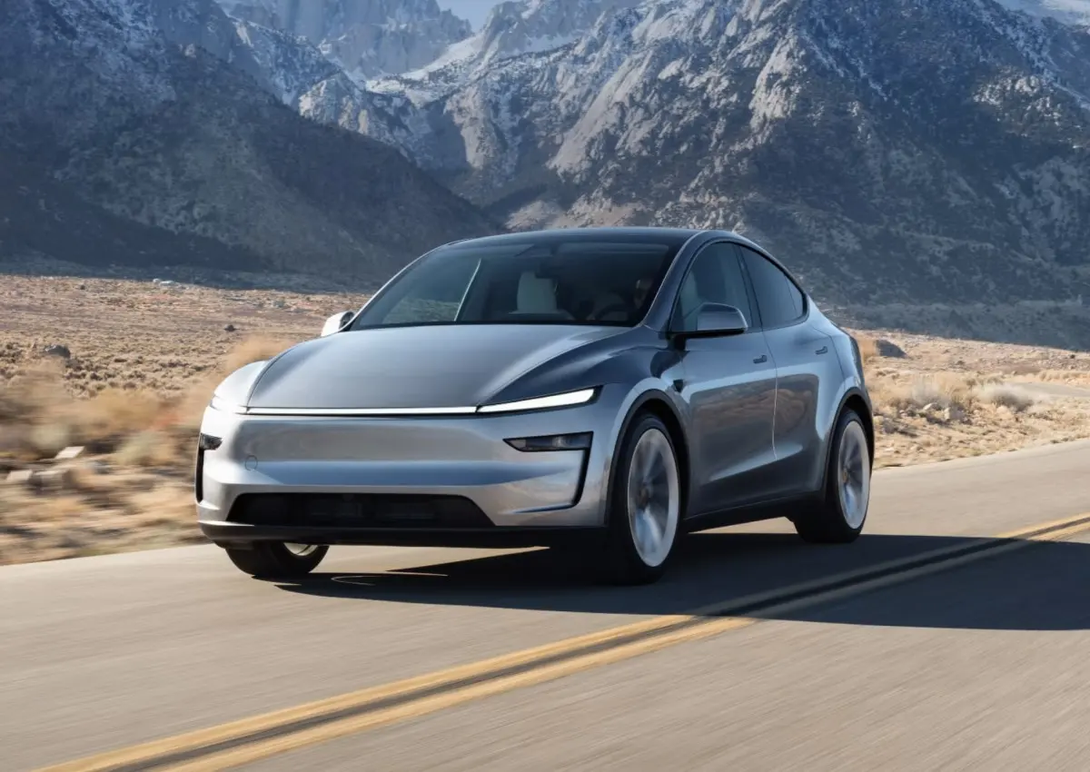 特斯拉 Model Y 成為首款符合美國新版駕駛輔助安全基準的車型